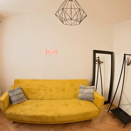 Апартаменты Retro *